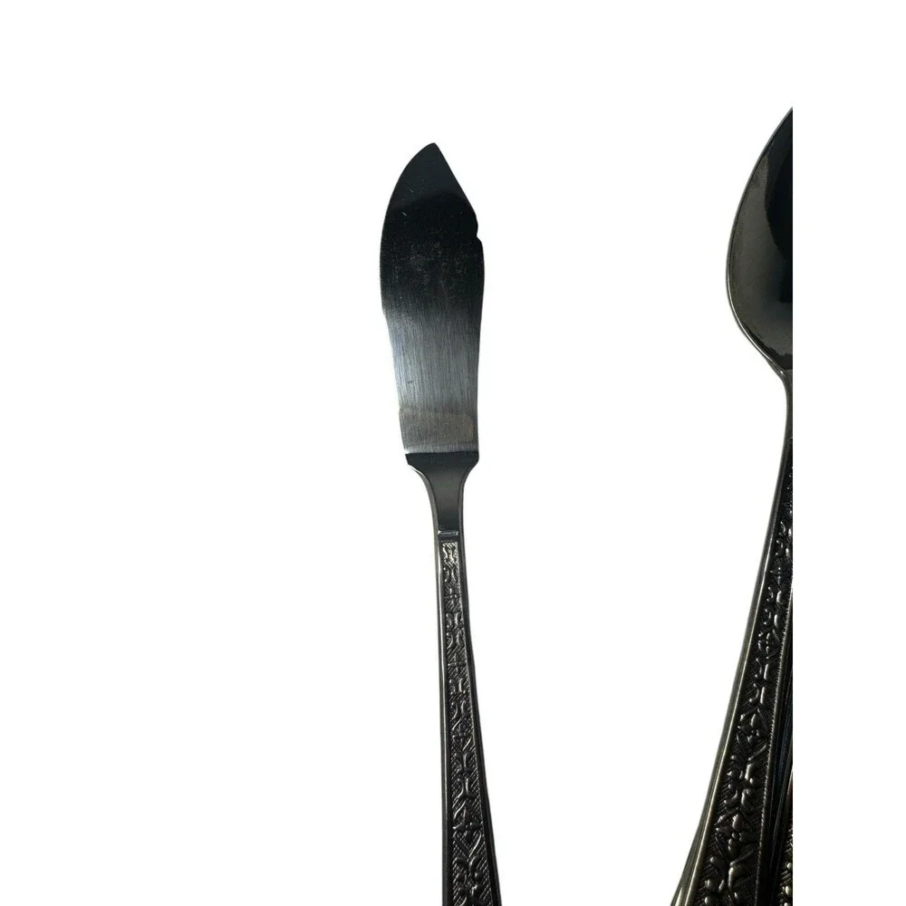 VTG INTERPUR Florenz Stainless Flatware Korea Floral Daisy Fleur de Lis Lot (13)